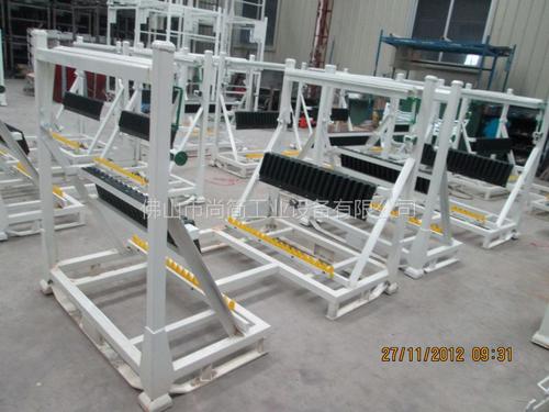 汽車配件周轉車